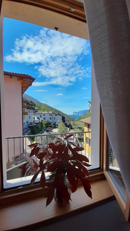Garda Baldo Apartments_Vivaldi Torbole Sul Garda Екстериор снимка