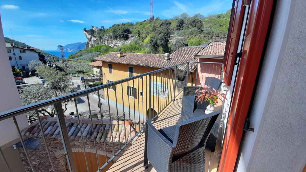 Garda Baldo Apartments_Vivaldi Torbole Sul Garda Екстериор снимка