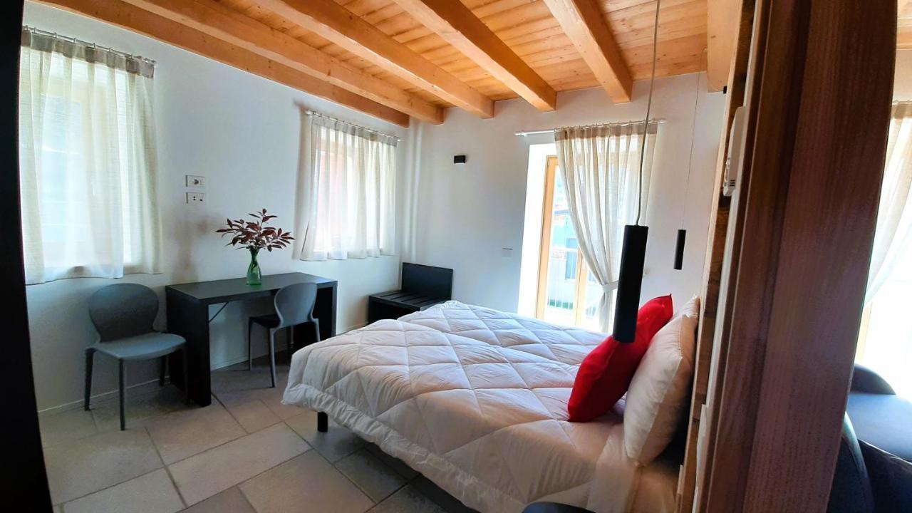 Garda Baldo Apartments_Vivaldi Torbole Sul Garda Екстериор снимка